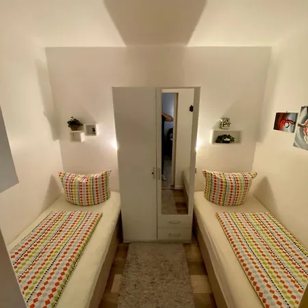Stylisches Apartment, Free Wlan, Mit 4-5 Betten Goslar