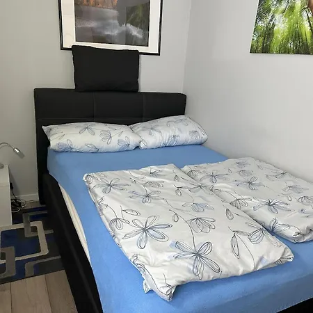 Stylisches Apartment, Free Wlan, Mit 4-5 Betten